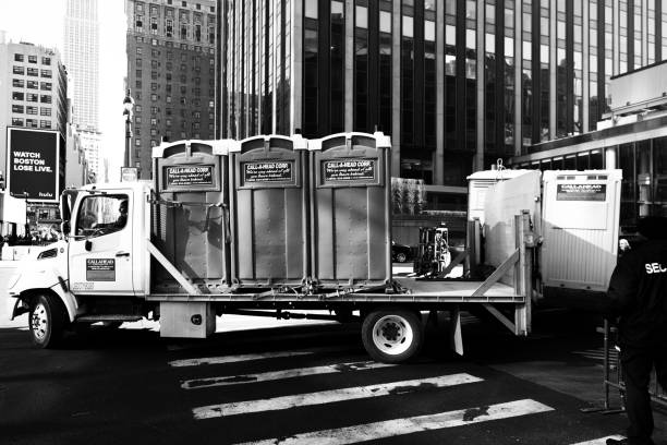 Best Affordable porta potty rental  in Cheboygan, MI